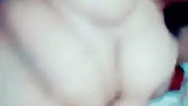 Indian teen films the way she masturbates and doesn't forget XXX titties