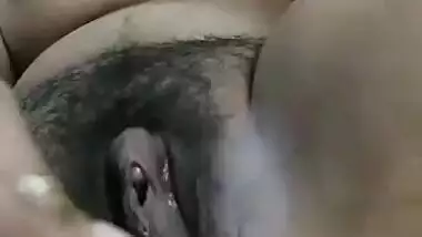Sexy hot pussy masturbating selfie MMS video