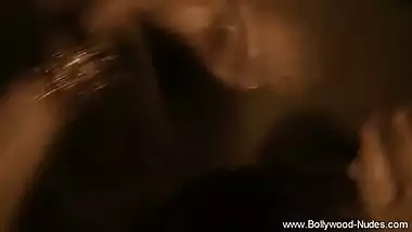Sexy Indian Girl Knows The Night