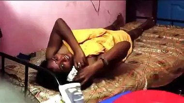 Mature Bhabhi Laying Naked - Movies. video2porn2