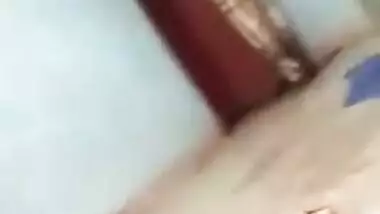 Lustful Desi couple has no shame to copulate during XXX video call