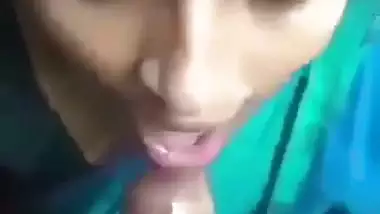 Chennai lady gives a Tamil blowjob to her Devar