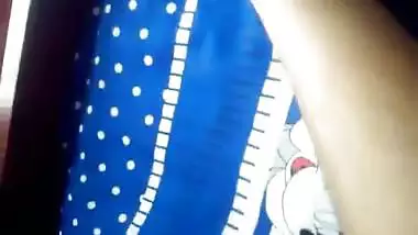 Village Bengali Bhabhi Showing Big Boobs & Rubbing Pussy