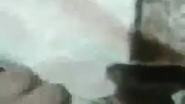 Indian college girlâ€™s Indian pussy show MMS