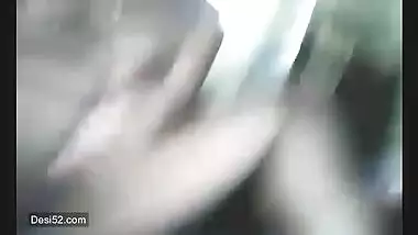 Desi village bhabi fing her pussy n ass