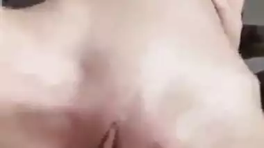 Sexy porn MMS of a sexy Turkish whore riding her boss