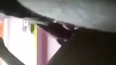 A xxx desi MMS of an amateur girl enjoying her first dick