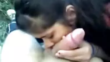 Incest Desi Mms Of Sister Giving Blowjob To Cousin In Village Fields