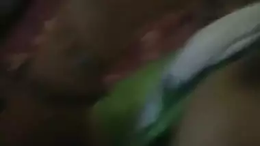 Slutty bhabhi in saree is ready for sex with client