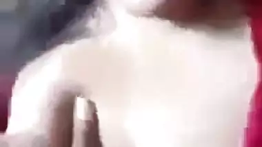 A quick desi blowjob of Bihari Bhabhi to her lover